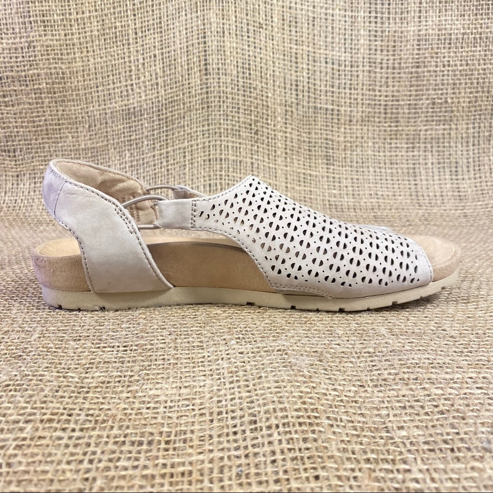 Earth Sandal  Leather  Slip On Slingback  Bungie Straps Beige Size 6.5 M - Picture 5 of 12